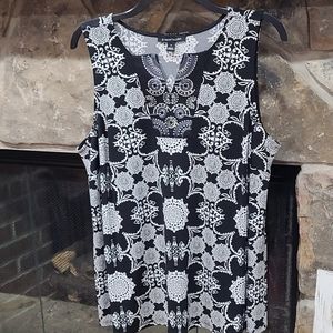 NWOT 41 Hawthorn Tunic Top Size 1X